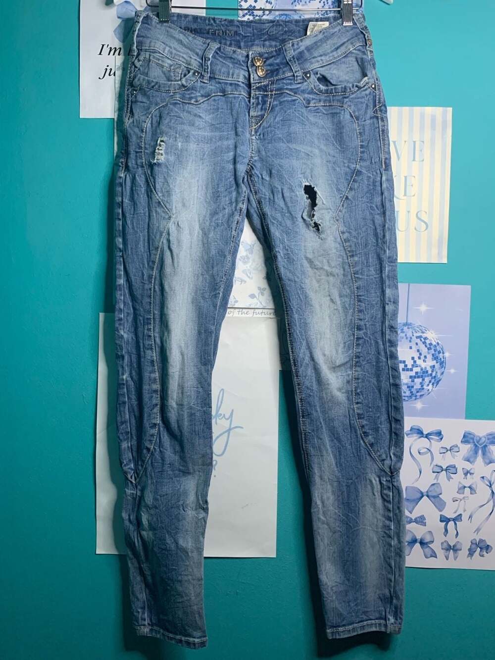Ariat Women's Distressed Mid Rise Skinny Denim Jeans Size 28R